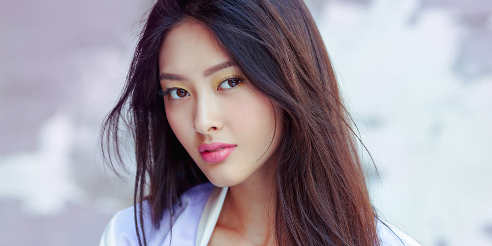 Asian woman, Thai or Japanese
